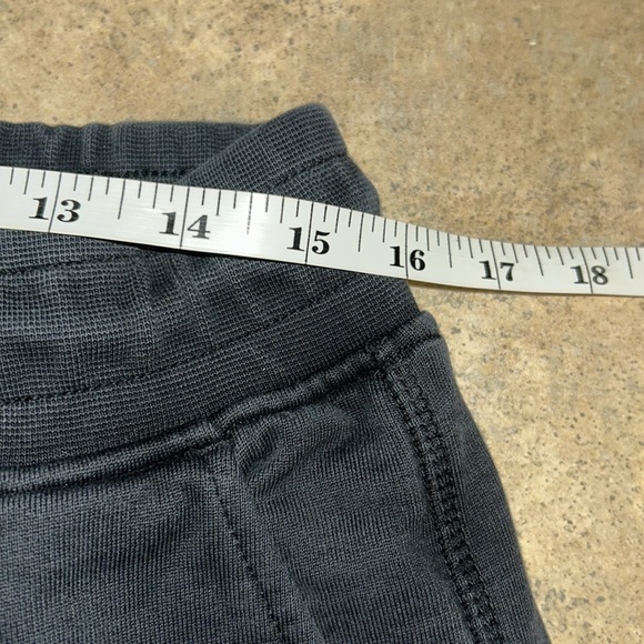 Everlane pants - black 100% cotton pull on style with jogger cuff - Picture 11 of 12